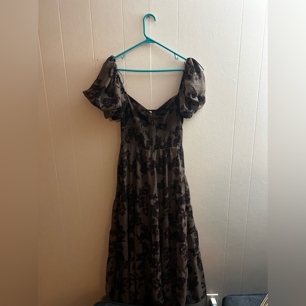 Bohme Puff Sleeve Floral Maxi Dress.